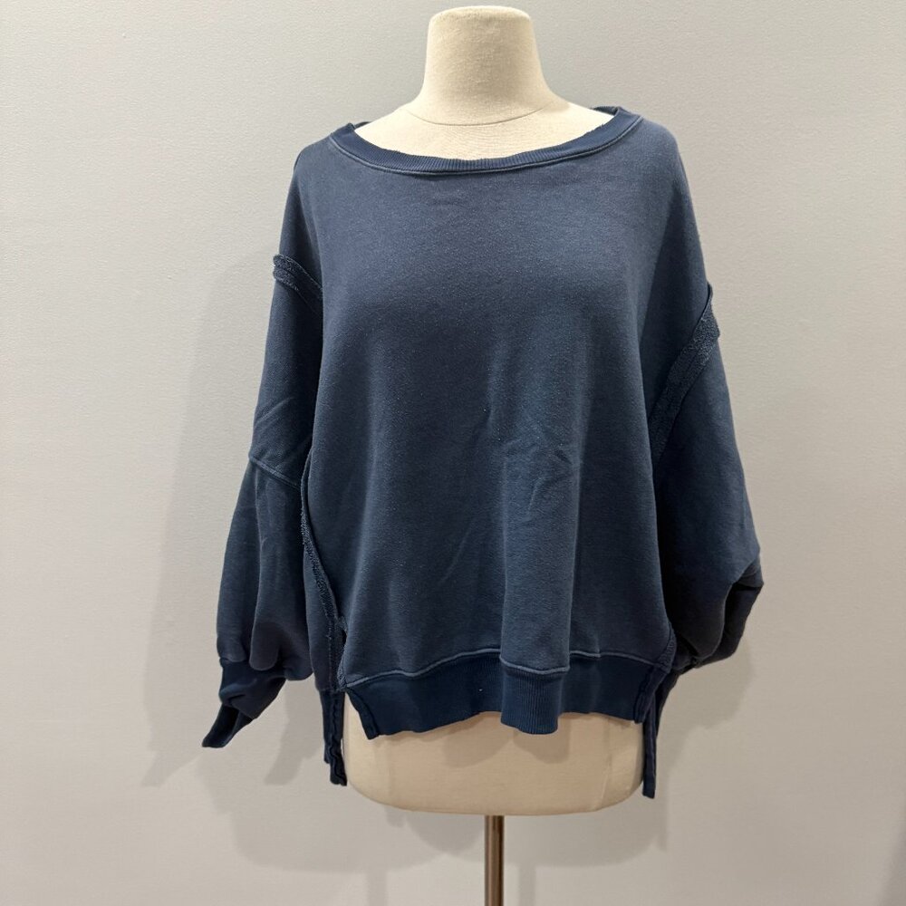 We The Free Camden Navy Oversized NWOT Size XS - Picture 5 of 9